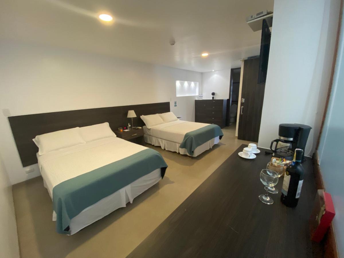 Galapagos Sunset Hotel 巴克里索莫雷诺港 外观 照片