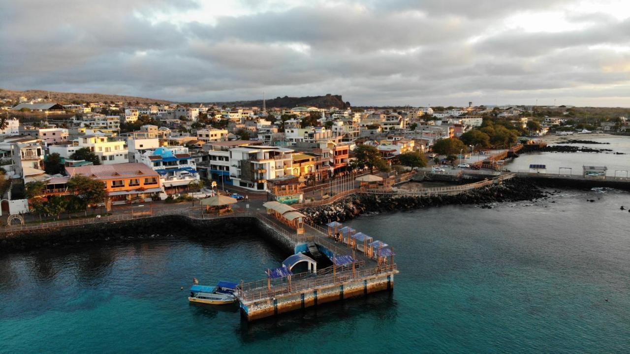 Galapagos Sunset Hotel 巴克里索莫雷诺港 外观 照片