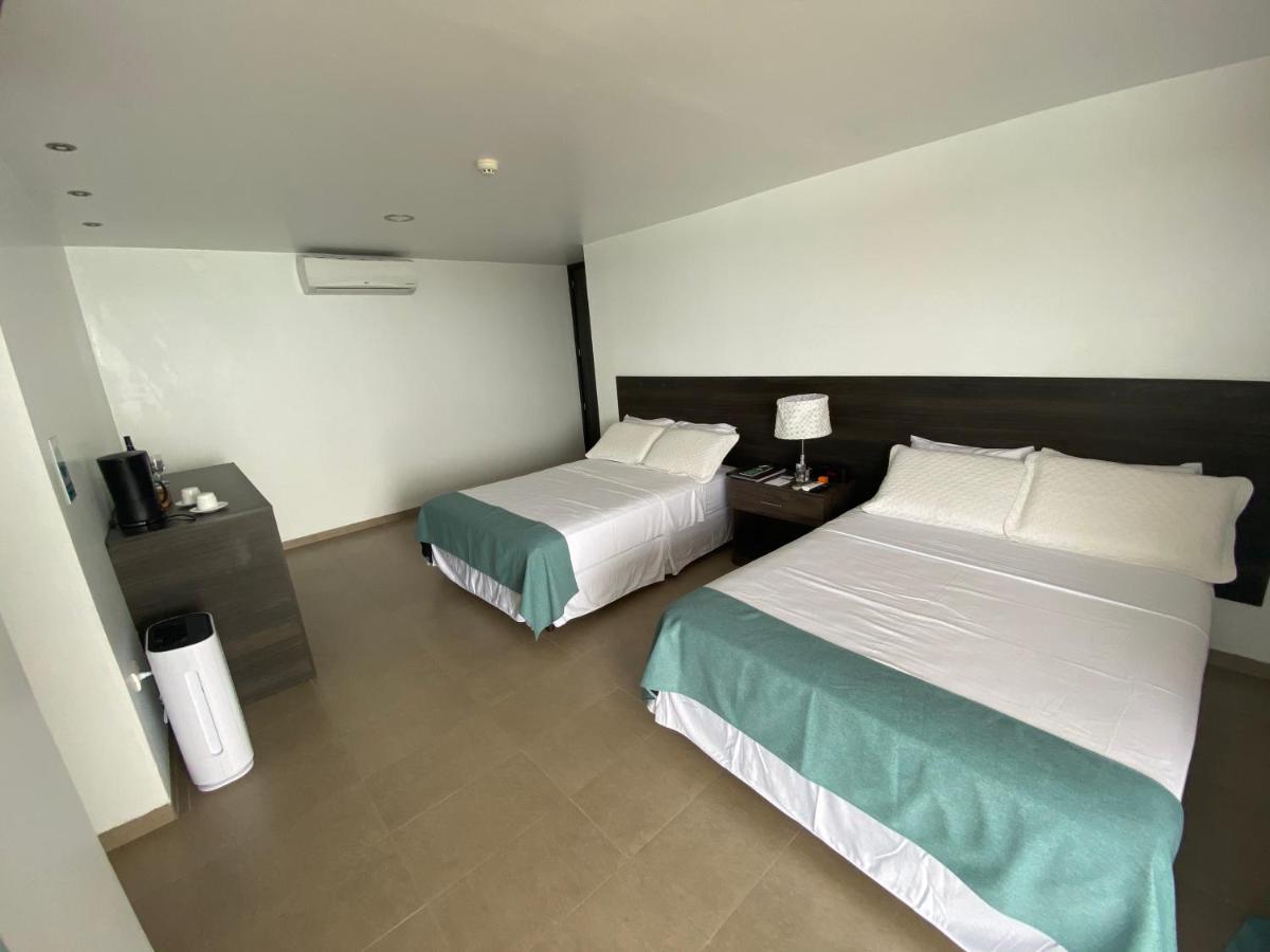 Galapagos Sunset Hotel 巴克里索莫雷诺港 外观 照片