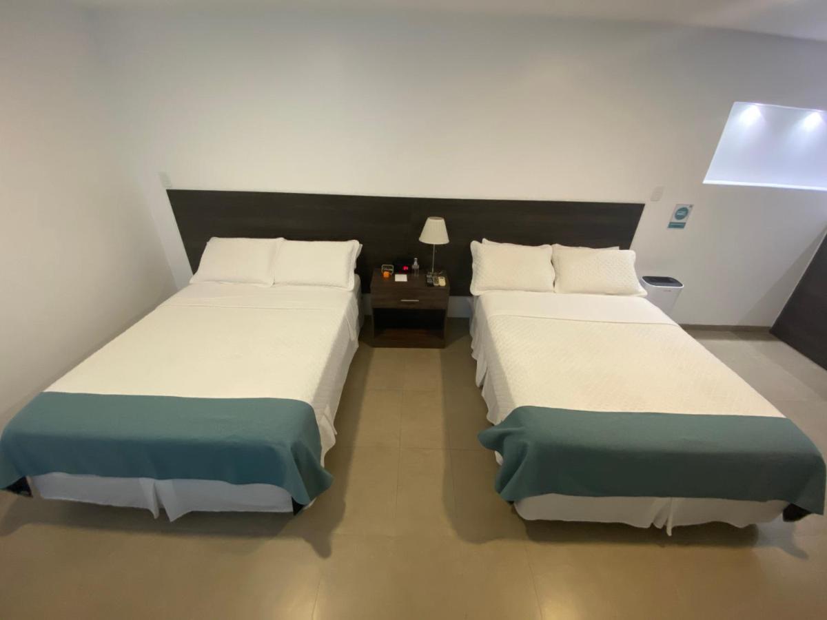 Galapagos Sunset Hotel 巴克里索莫雷诺港 外观 照片