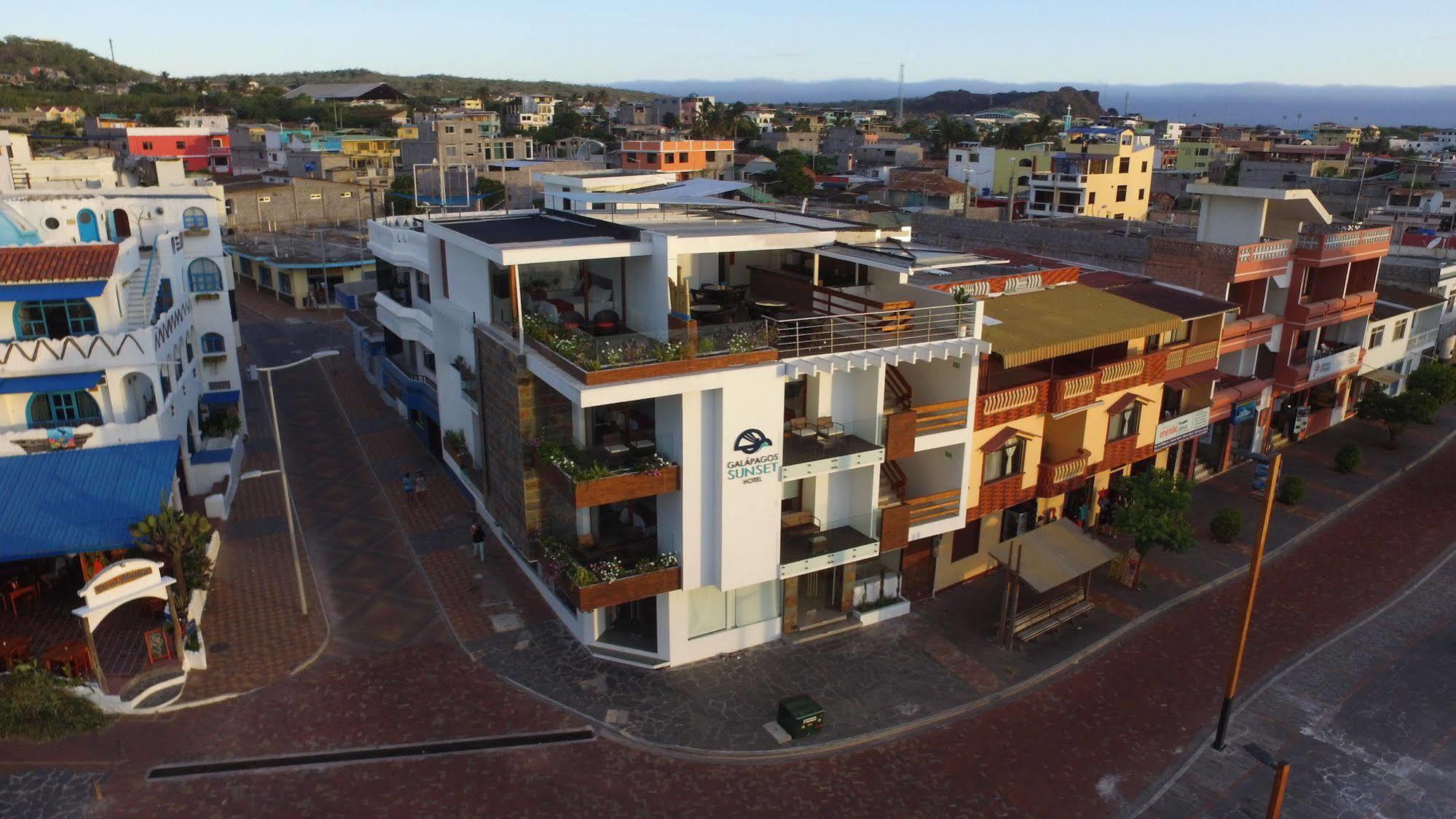 Galapagos Sunset Hotel 巴克里索莫雷诺港 外观 照片